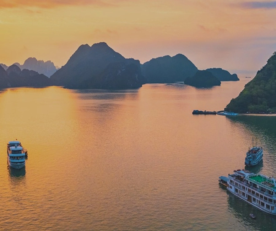 Carnival Heritage Cruise Lan Ha Bay – 3 Days 2 Nights – 6